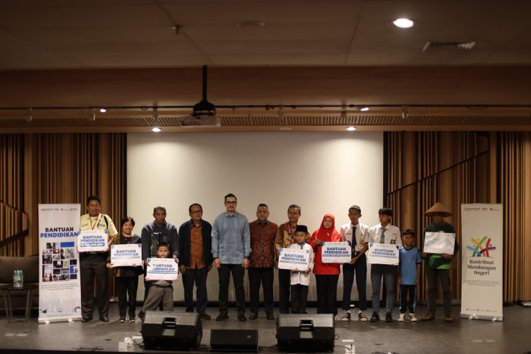 Program CSR SML Dari Pendidikan Hingga Climate Change