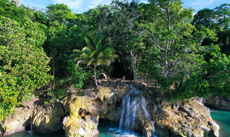 Merasakan Keindahan Kepulauan Kei Maluku Tenggara