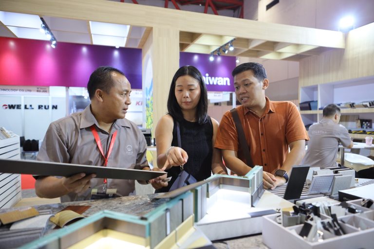 Pameran Dagang Furnitur Dibuat Satu Platform Terpadu