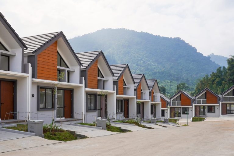 Menilai Jargon Properti: Lokasi-Lokasi-Lokasi