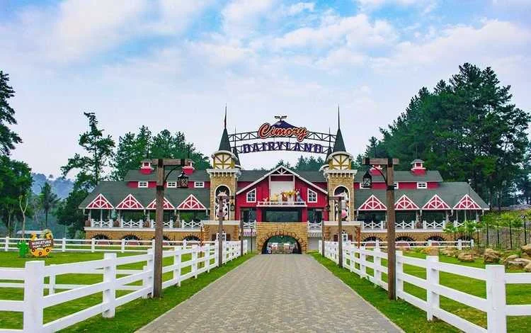 Kolaborasi SML-Dairyland Hadirkan Destinasi Peternakan Di BSD City Kolaborasi SML-Dairyland Hadirkan Destinasi Peternakan Di BSD City