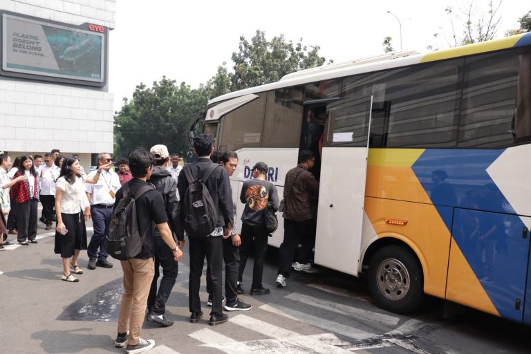 Titik Baru Ke Bandara Soekarno-Hatta dari Bekasi: Grand Metropolitan Titik Baru Ke Bandara Soekarno-Hatta dari Bekasi: Grand Metropolitan